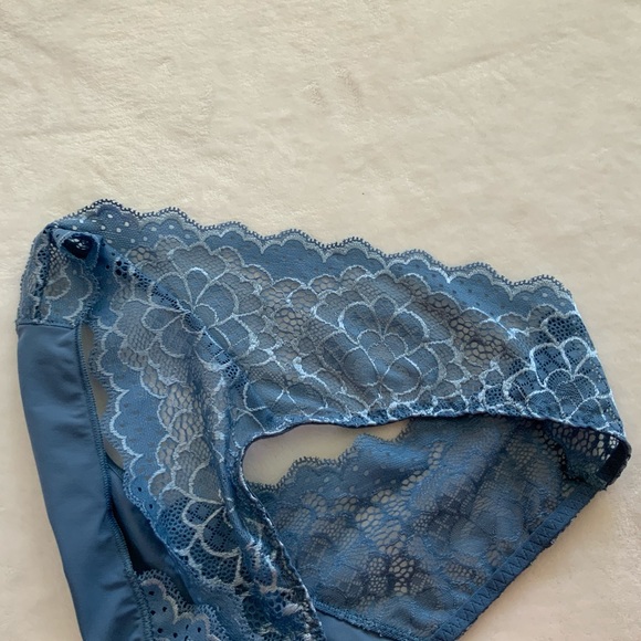 SIMONE PERELE Caresse' Lace Tanga Brief - Picture 8 of 9